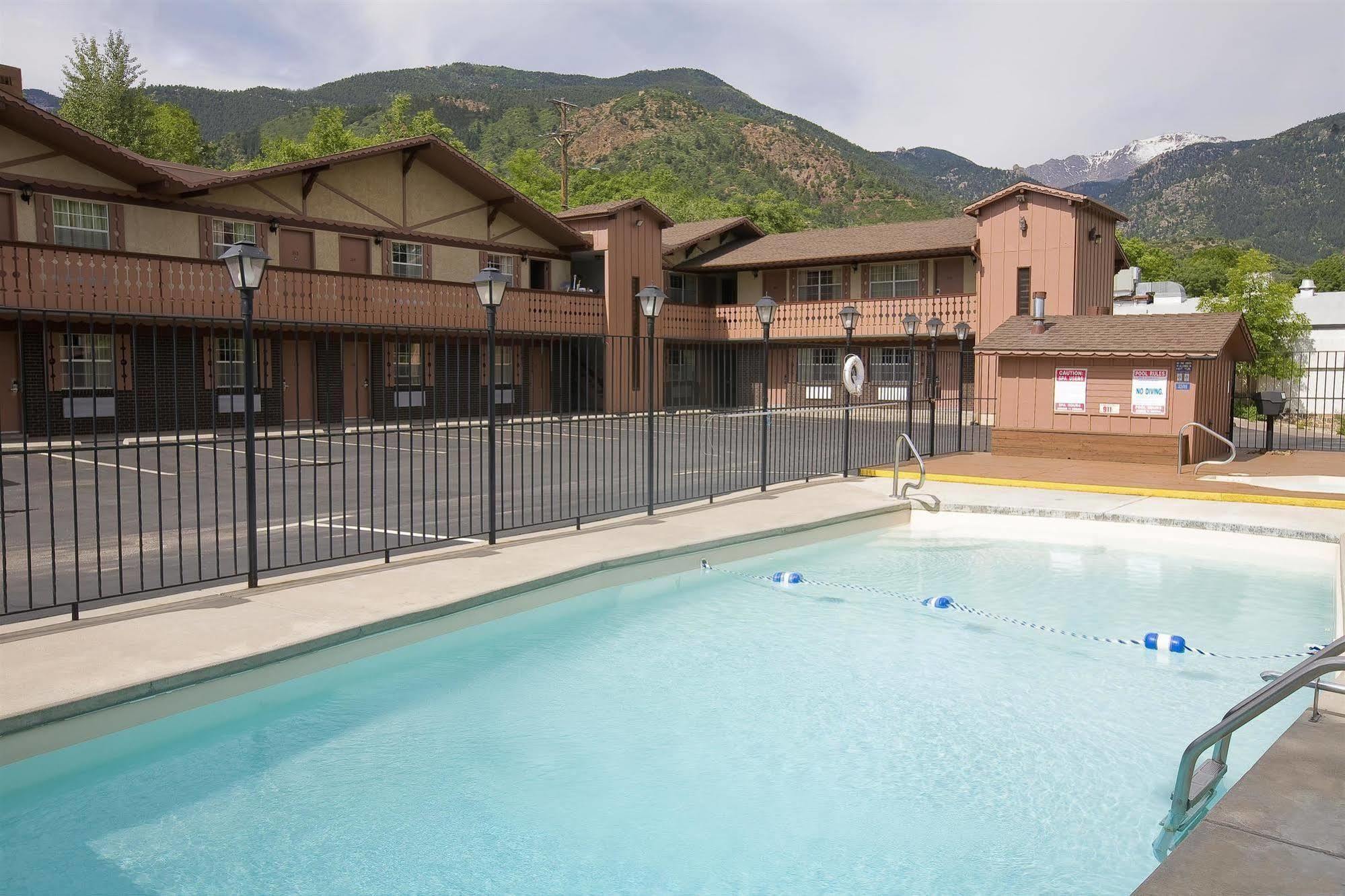 Villa Motel At Manitou Springs Facilities photo