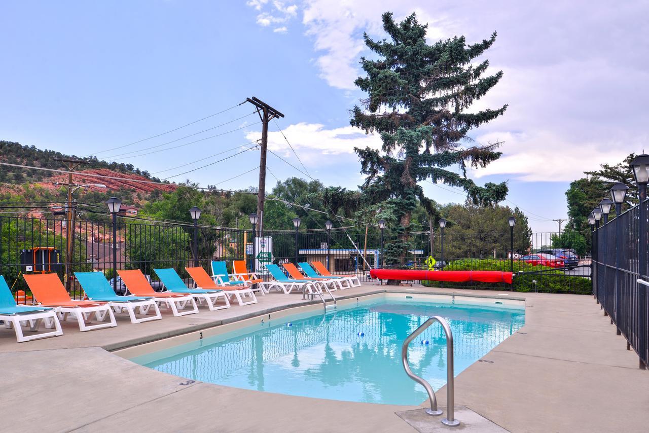 Villa Motel At Manitou Springs Exterior photo