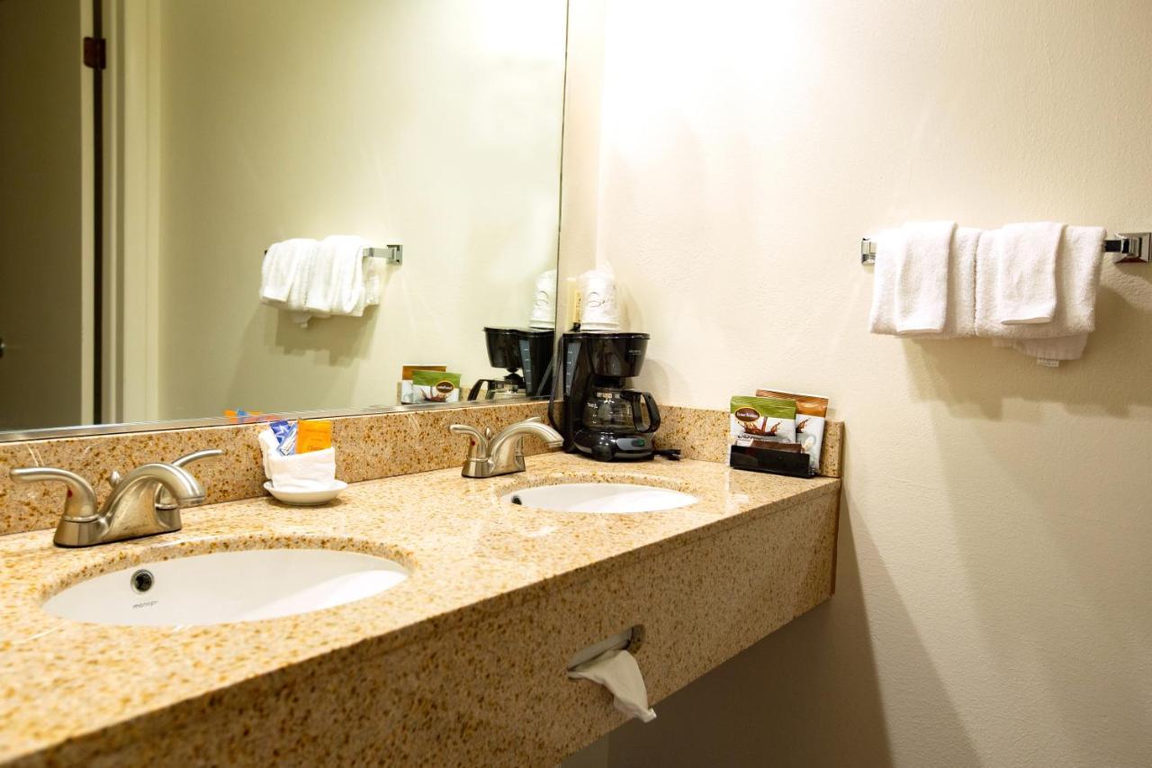 Villa Motel At Manitou Springs Room photo